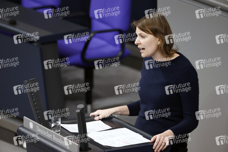 76. Sitzung des Deutschen Bundestages in Berlin