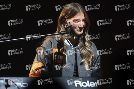 TV-Show 'MDR Sputnik präsentiert: Friends of Leony' in Leipzig