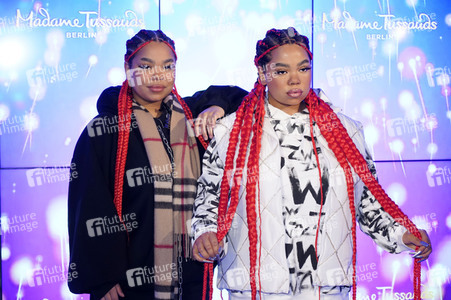 Enthüllung der Wachsfigur von Zoe Wees in Berlin