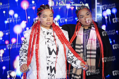 Enthüllung der Wachsfigur von Zoe Wees in Berlin