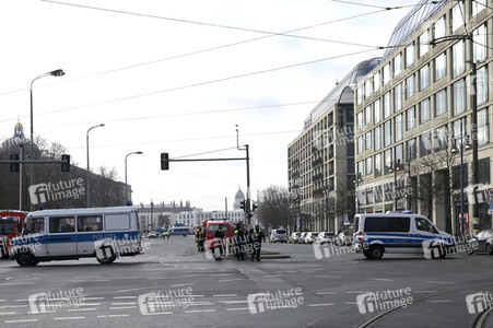 Explosion des Aquadom im Sealife Berlin