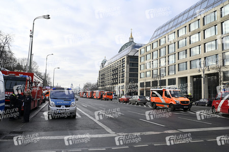 Explosion des Aquadom im Sealife Berlin