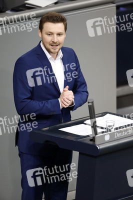 77. Sitzung des Deutschen Bundestages in Berlin