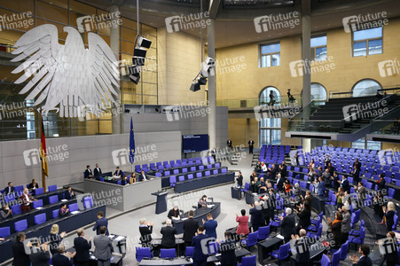 77. Sitzung des Deutschen Bundestages in Berlin