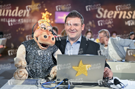 TV-Show 'Sternstunden-Gala 2022' in Nürnberg