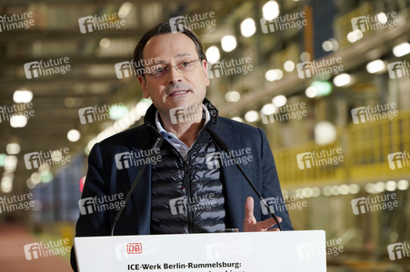 Eröffnung der erweiterten Halle im ICE-Werk Rummelsburg in Berlin