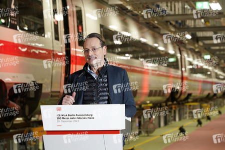 Eröffnung der erweiterten Halle im ICE-Werk Rummelsburg in Berlin