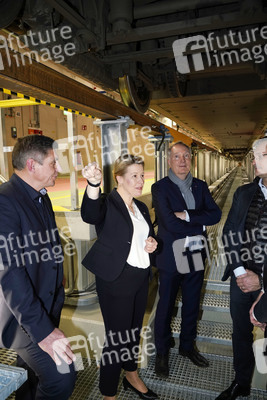 Eröffnung der erweiterten Halle im ICE-Werk Rummelsburg in Berlin