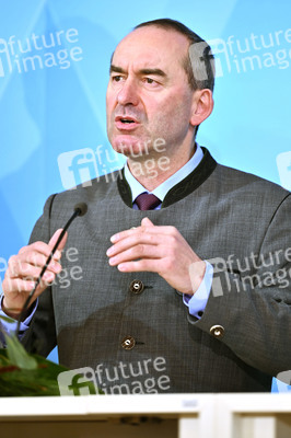 Pressekonferenz zur Sitzung des Ministerrates in Nürnberg