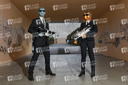 GEEK ART: Men in Black