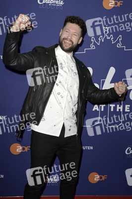 Silvestershow 'Celebrate at the Gate - Willkommen 2023' in Berlin