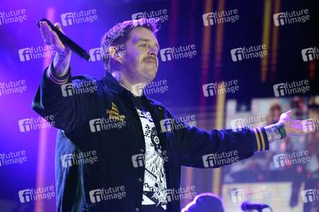 Silvestershow 'Celebrate at the Gate - Willkommen 2023' in Berlin