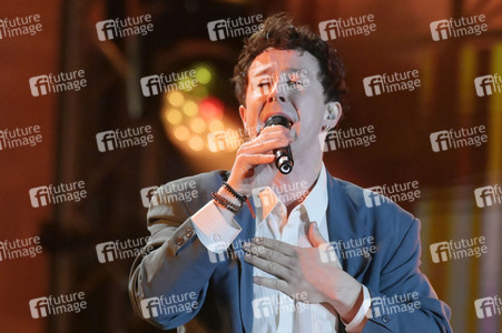 Silvestershow 'Celebrate at the Gate - Willkommen 2023' in Berlin