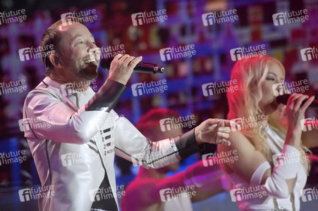 Silvestershow 'Celebrate at the Gate - Willkommen 2023' in Berlin