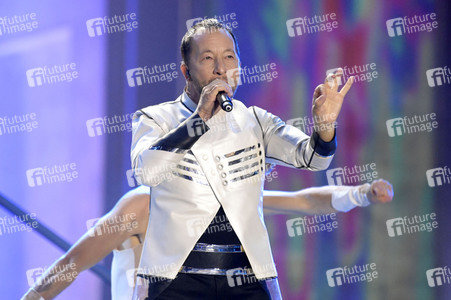 Silvestershow 'Celebrate at the Gate - Willkommen 2023' in Berlin