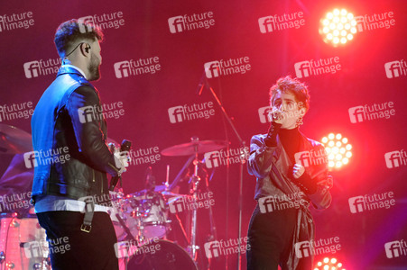 Silvestershow 'Celebrate at the Gate - Willkommen 2023' in Berlin