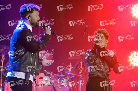 Silvestershow 'Celebrate at the Gate - Willkommen 2023' in Berlin