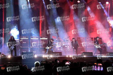 Silvestershow 'Celebrate at the Gate - Willkommen 2023' in Berlin