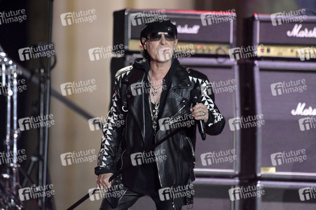 Silvestershow 'Celebrate at the Gate - Willkommen 2023' in Berlin