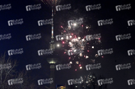 Silvestershow 'Celebrate at the Gate - Willkommen 2023' in Berlin