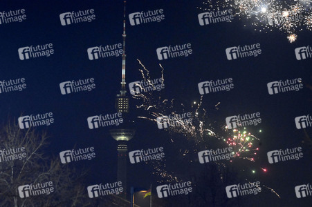 Silvestershow 'Celebrate at the Gate - Willkommen 2023' in Berlin