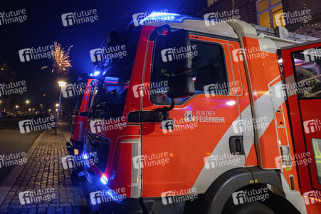 Neujahrsnacht bei er Feuerwehr in Berlin