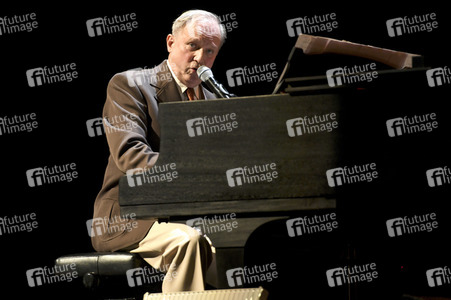 Konzert von Ulrich Tukur & Die Rhythmus Boys in Hannover