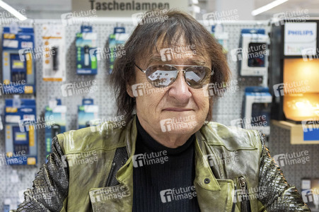 Autogrammstunde mit Dieter Birr in Bautzen