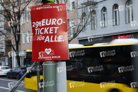 Wahlkampagne zur Wiederholungswahl zum Abgeordnetenhaus in Berlin