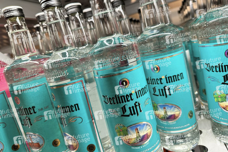 Symbolfoto Gender-Schnaps