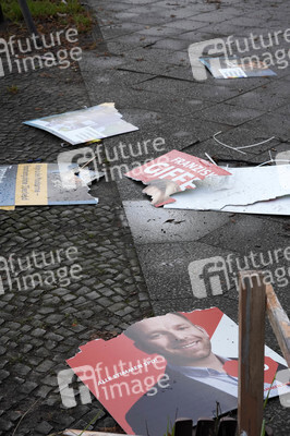 Wahlplakate zur Wiederholungswahl zum Abgeordnetenhaus in Berlin