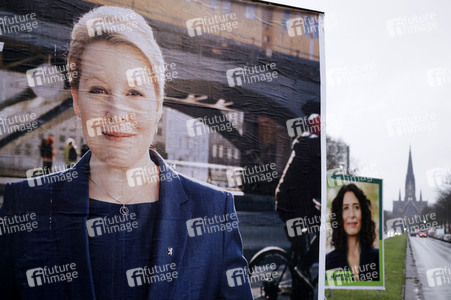 Wahlplakate von SPD und Bündnis 90/Die Grünen zur Wiederholungswahl in Berlin