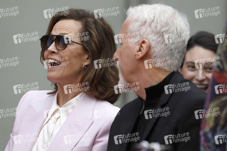 Hand and Footprint Ceremony mit James Cameron und Jon Landau in Los Angeles