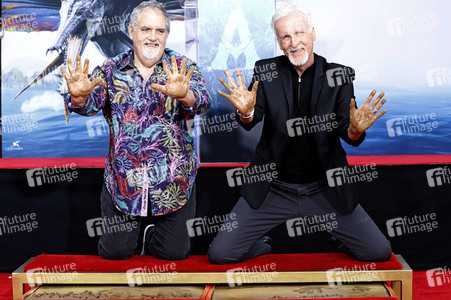 Hand and Footprint Ceremony mit James Cameron und Jon Landau in Los Angeles