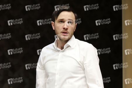 Theaterprobe 'De leven Öllern' in Hamburg