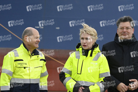 Offizielle Inbetriebnahme des LNG-Terminals 'Deutsche Ostsee' in Lubmin