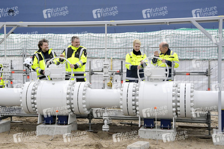 Offizielle Inbetriebnahme des LNG-Terminals 'Deutsche Ostsee' in Lubmin