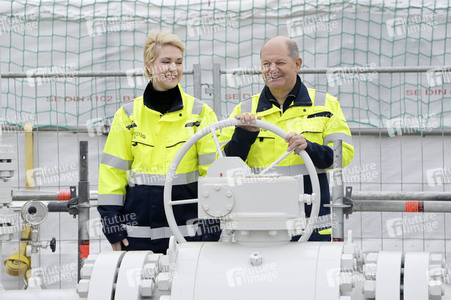 Offizielle Inbetriebnahme des LNG-Terminals 'Deutsche Ostsee' in Lubmin