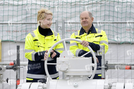Offizielle Inbetriebnahme des LNG-Terminals 'Deutsche Ostsee' in Lubmin