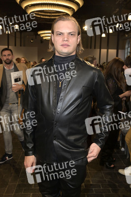 Kilian Kerner Fashion Show auf der Berlin Fashion Week A/W 2023