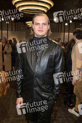 Kilian Kerner Fashion Show auf der Berlin Fashion Week A/W 2023