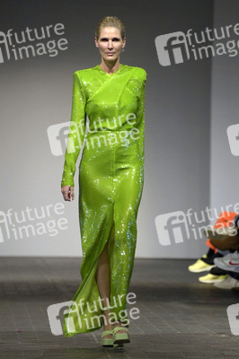 Kilian Kerner Fashion Show auf der Berlin Fashion Week A/W 2023