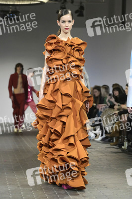 Kilian Kerner Fashion Show auf der Berlin Fashion Week A/W 2023