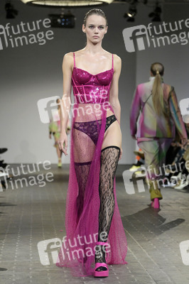 Kilian Kerner Fashion Show auf der Berlin Fashion Week A/W 2023