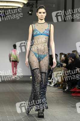 Kilian Kerner Fashion Show auf der Berlin Fashion Week A/W 2023