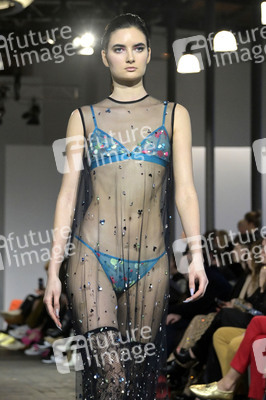 Kilian Kerner Fashion Show auf der Berlin Fashion Week A/W 2023