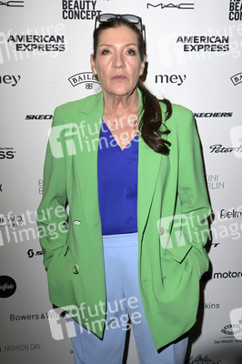 Marcel Ostertag Fashion Show auf der Berlin Fashion Week A/W 2023