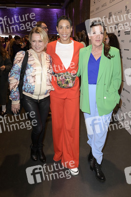 Marcel Ostertag Fashion Show auf der Berlin Fashion Week A/W 2023