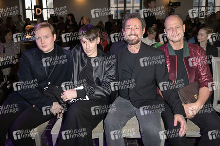 Marcel Ostertag Fashion Show auf der Berlin Fashion Week A/W 2023