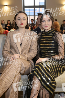 Marcel Ostertag Fashion Show auf der Berlin Fashion Week A/W 2023